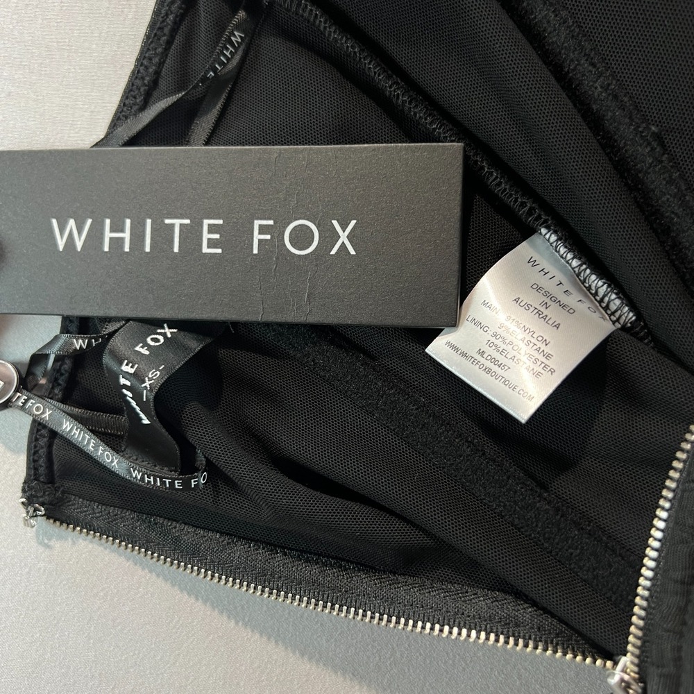 White Fox Next To Nothing Strapless Bustier Black Corset Top Size XS NWT - Picture 8 of 8